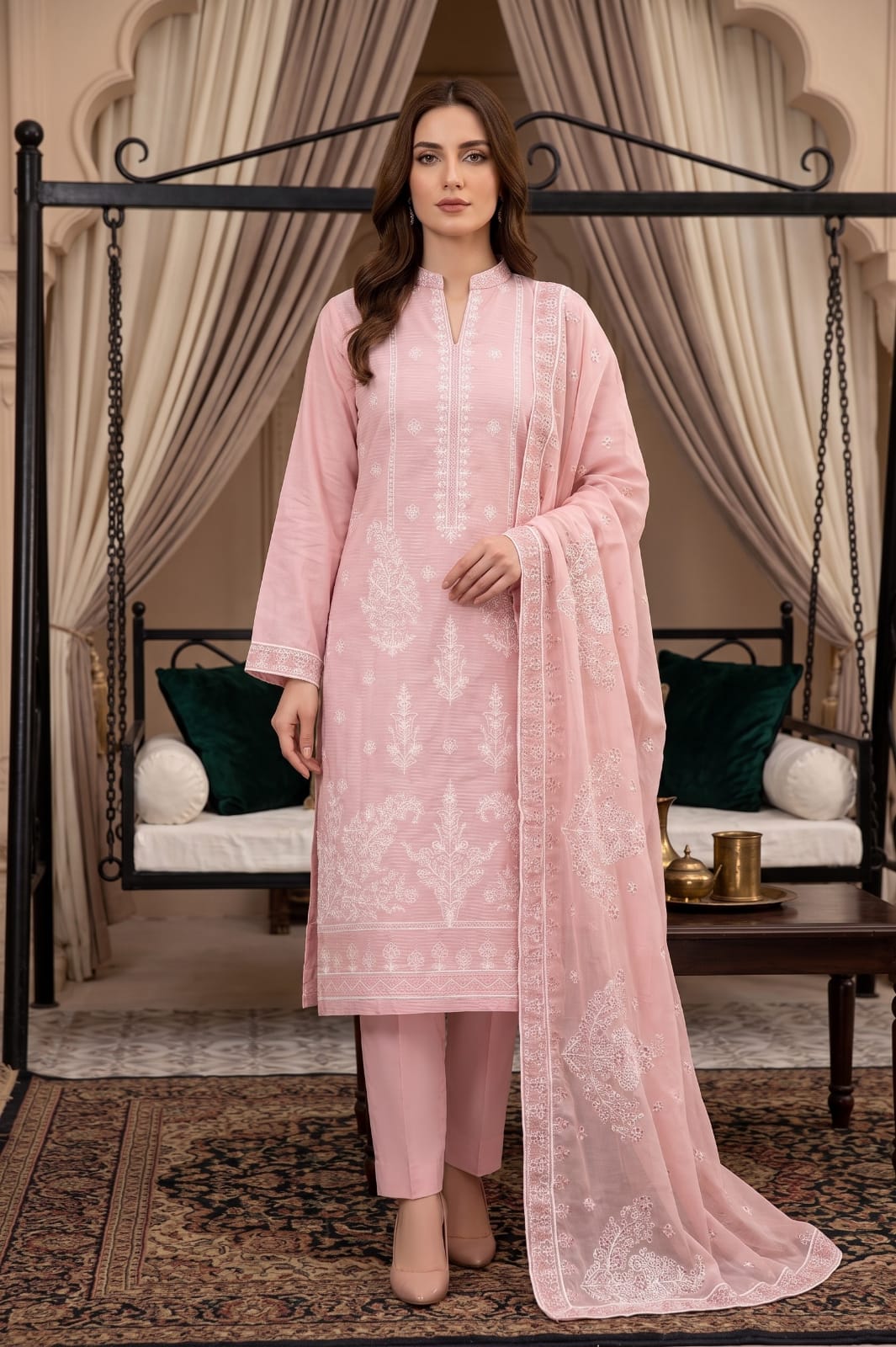 EM.599 Baby Pink